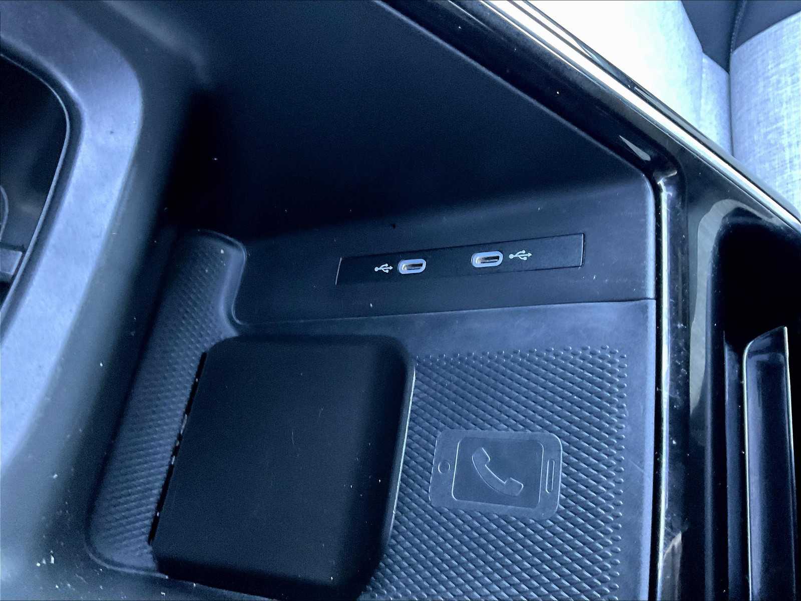 2023 Volkswagen ID.4 Pro - Photo 25