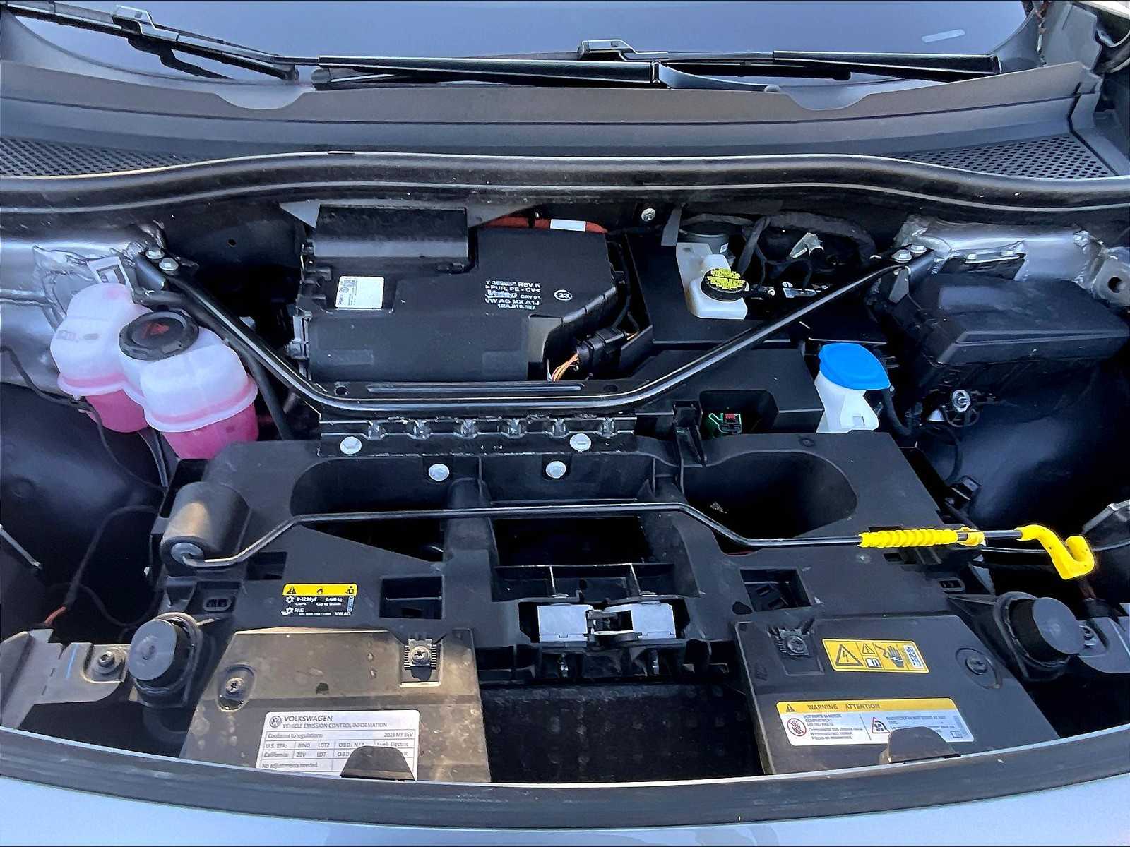 2023 Volkswagen ID.4 Pro - Photo 27