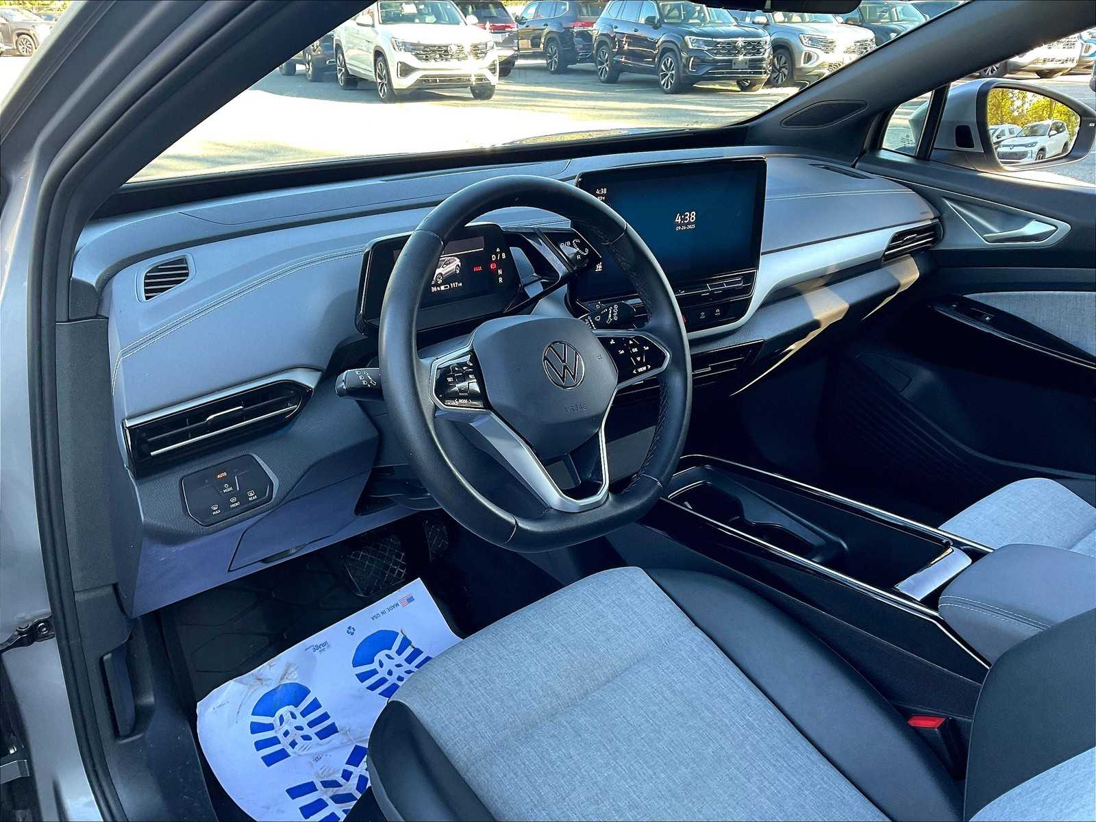 2023 Volkswagen ID.4 Pro - Photo 8