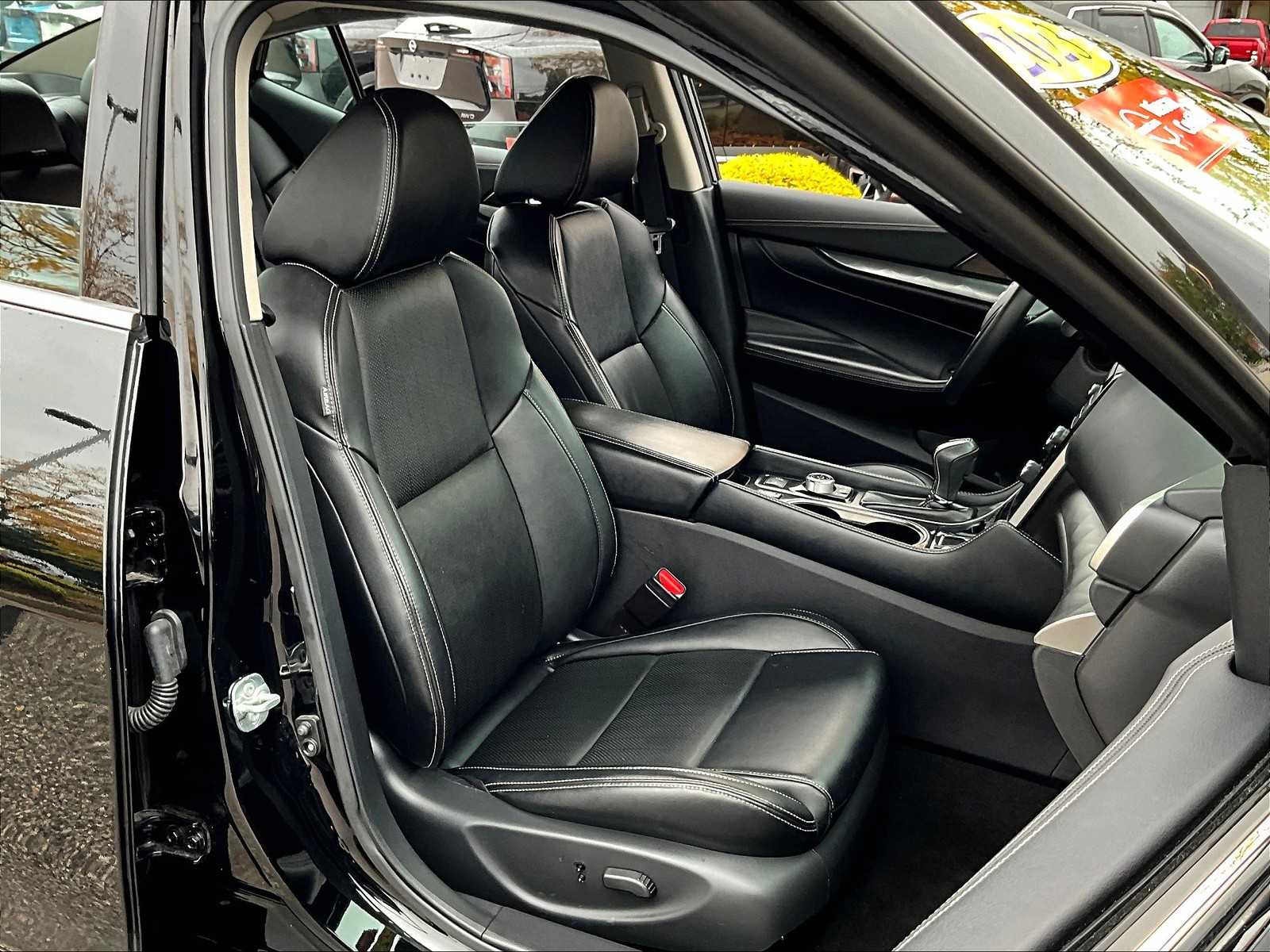 2023 Nissan Maxima SV - Photo 11