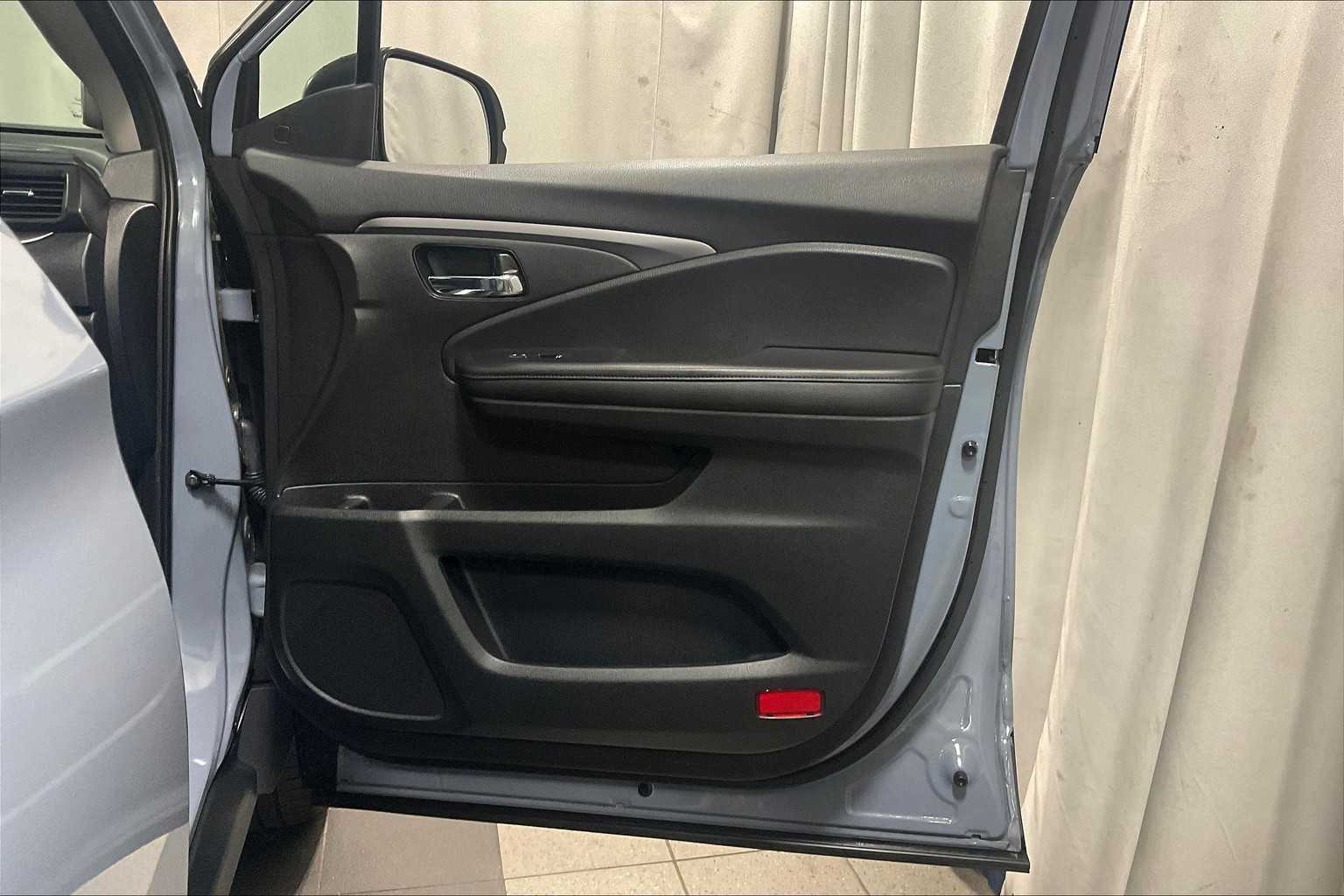 2022 Honda Pilot Special Edition - Photo 12