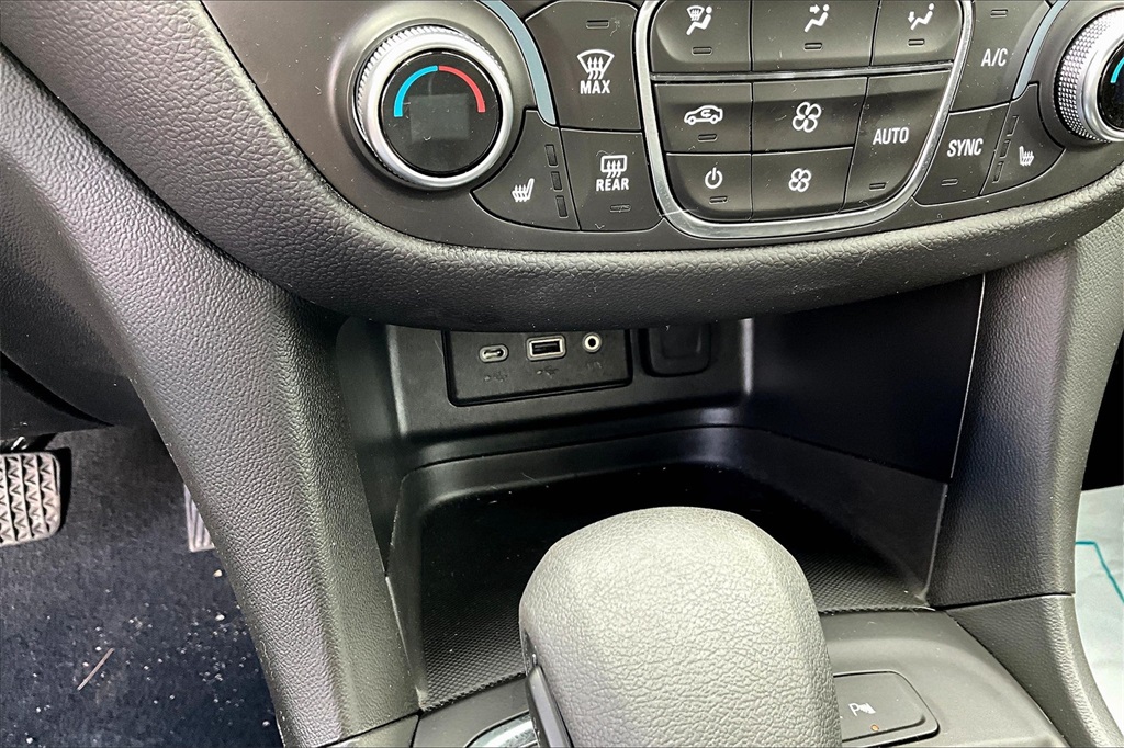 2023 Chevrolet Equinox LT - Photo 26