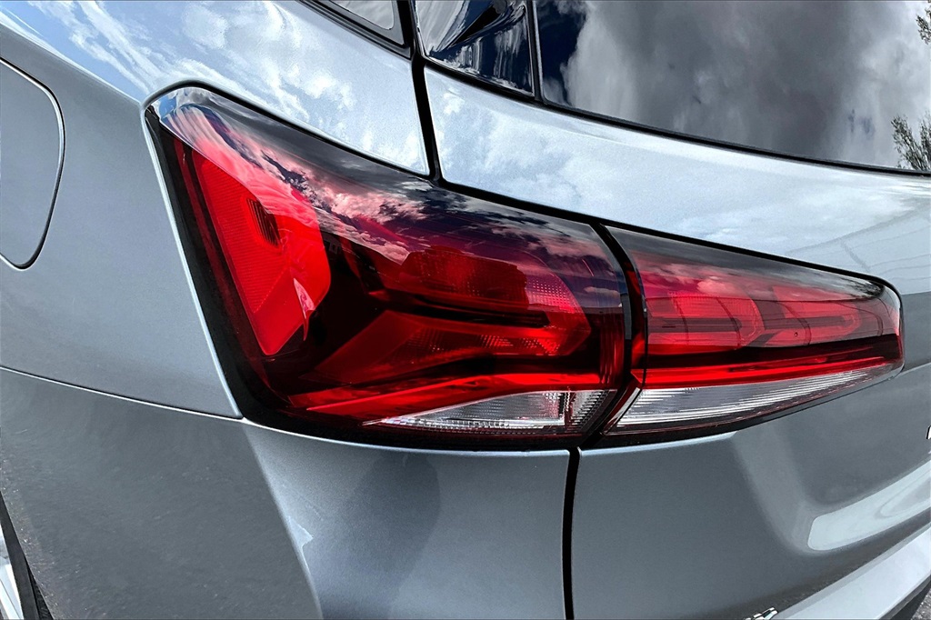 2023 Chevrolet Equinox LT - Photo 32