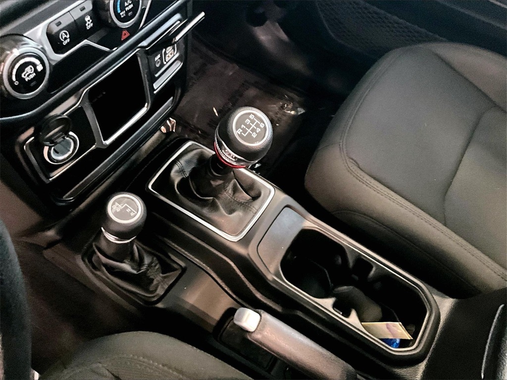 2021 Jeep Wrangler Unlimited Sport - Photo 20