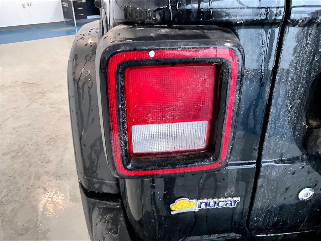 2021 Jeep Wrangler Unlimited Sport - Photo 31