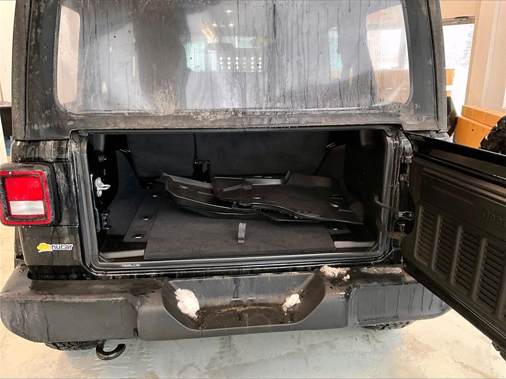 2021 Jeep Wrangler Unlimited Sport - Photo 34