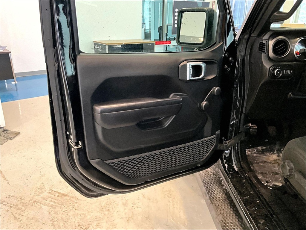 2021 Jeep Wrangler Unlimited Sport - Photo 9