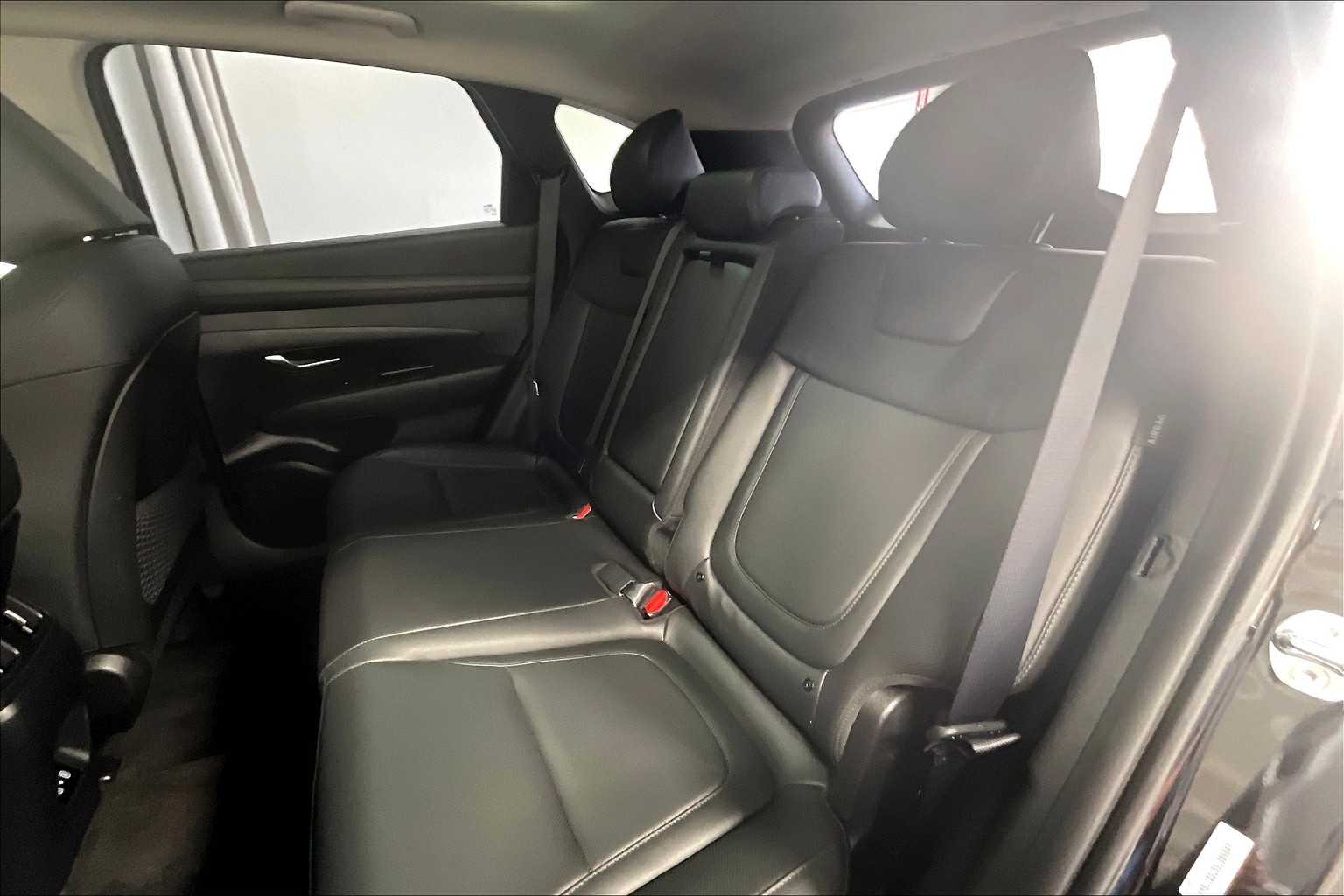 2025 Hyundai Tucson Hybrid SEL Convenience - Photo 15