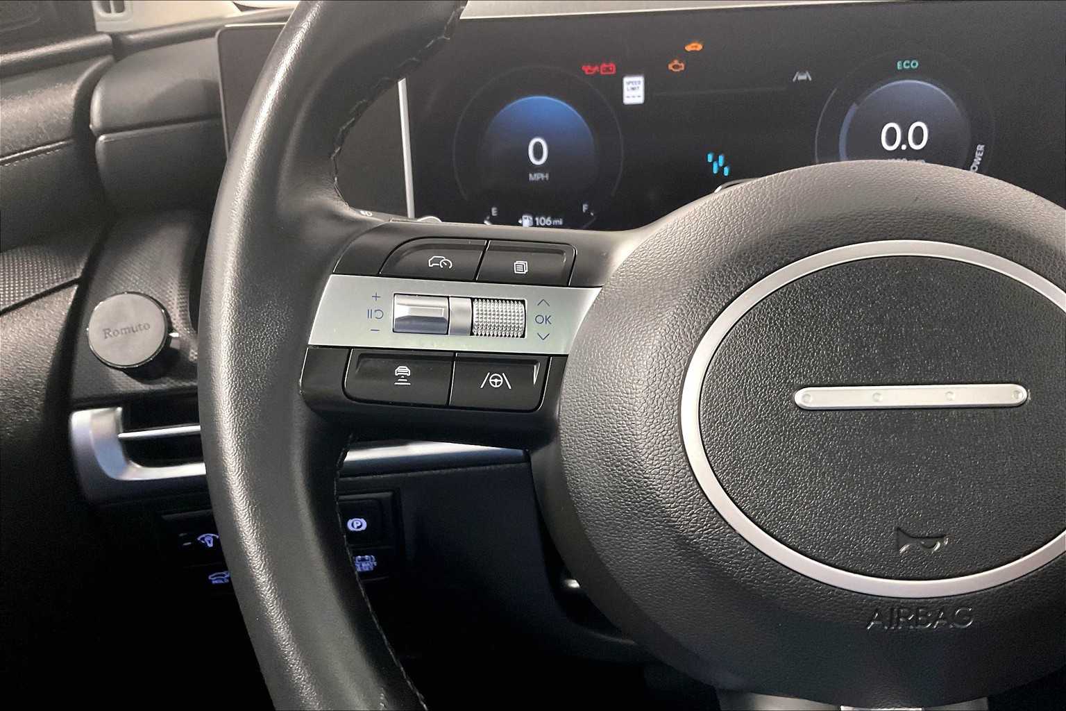 2025 Hyundai Tucson Hybrid SEL Convenience - Photo 23
