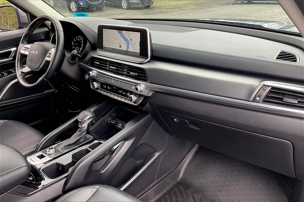 2022 Kia Telluride LX - Photo 13