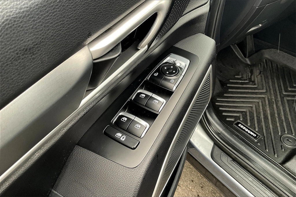 2022 Kia Telluride LX - Photo 27