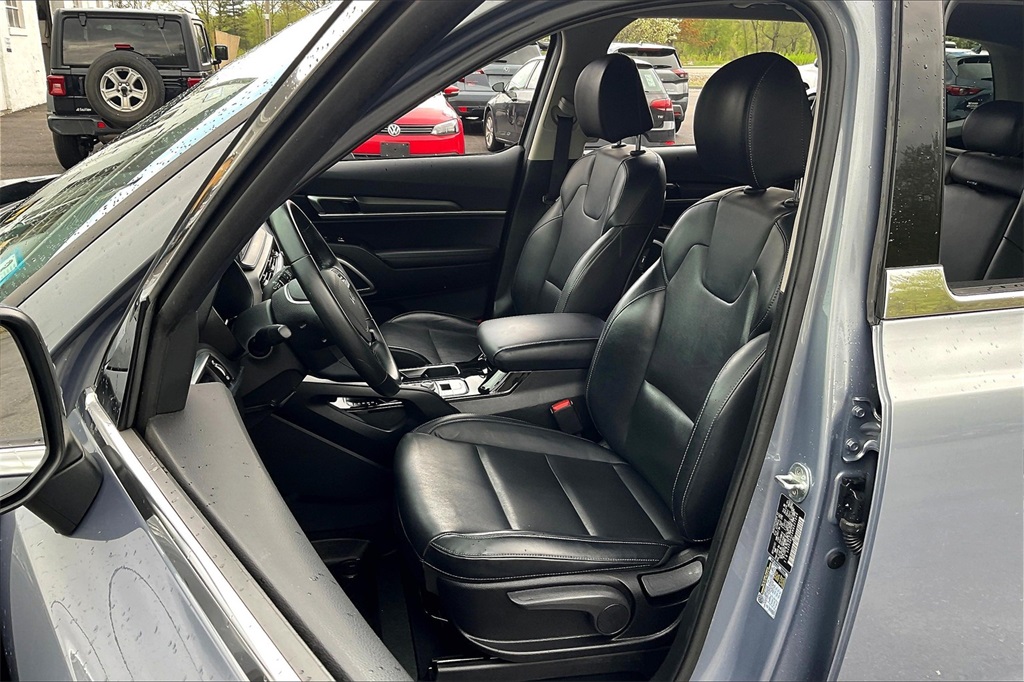 2022 Kia Telluride LX - Photo 10