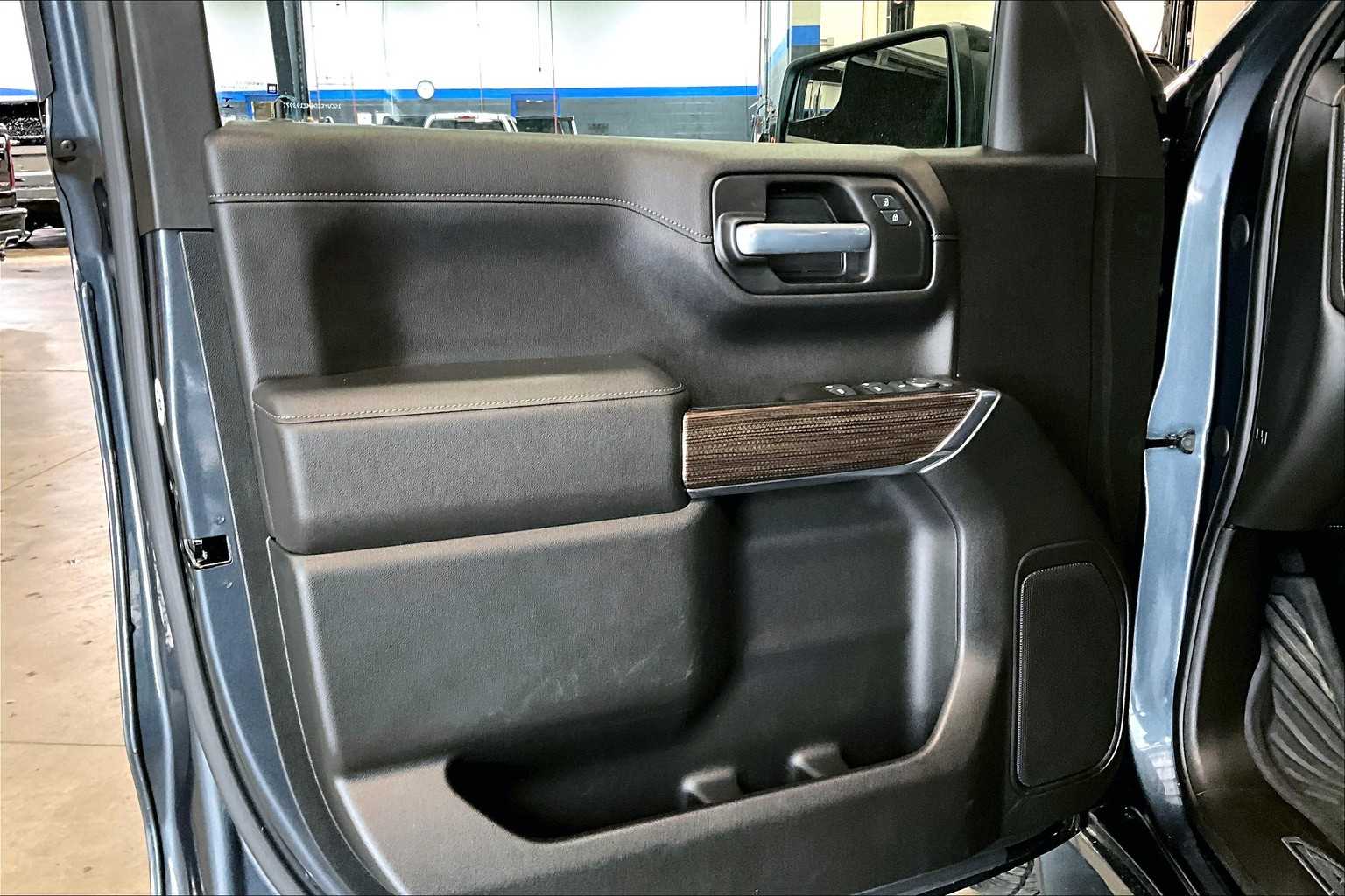 2021 Chevrolet Silverado 1500 RST - Photo 9
