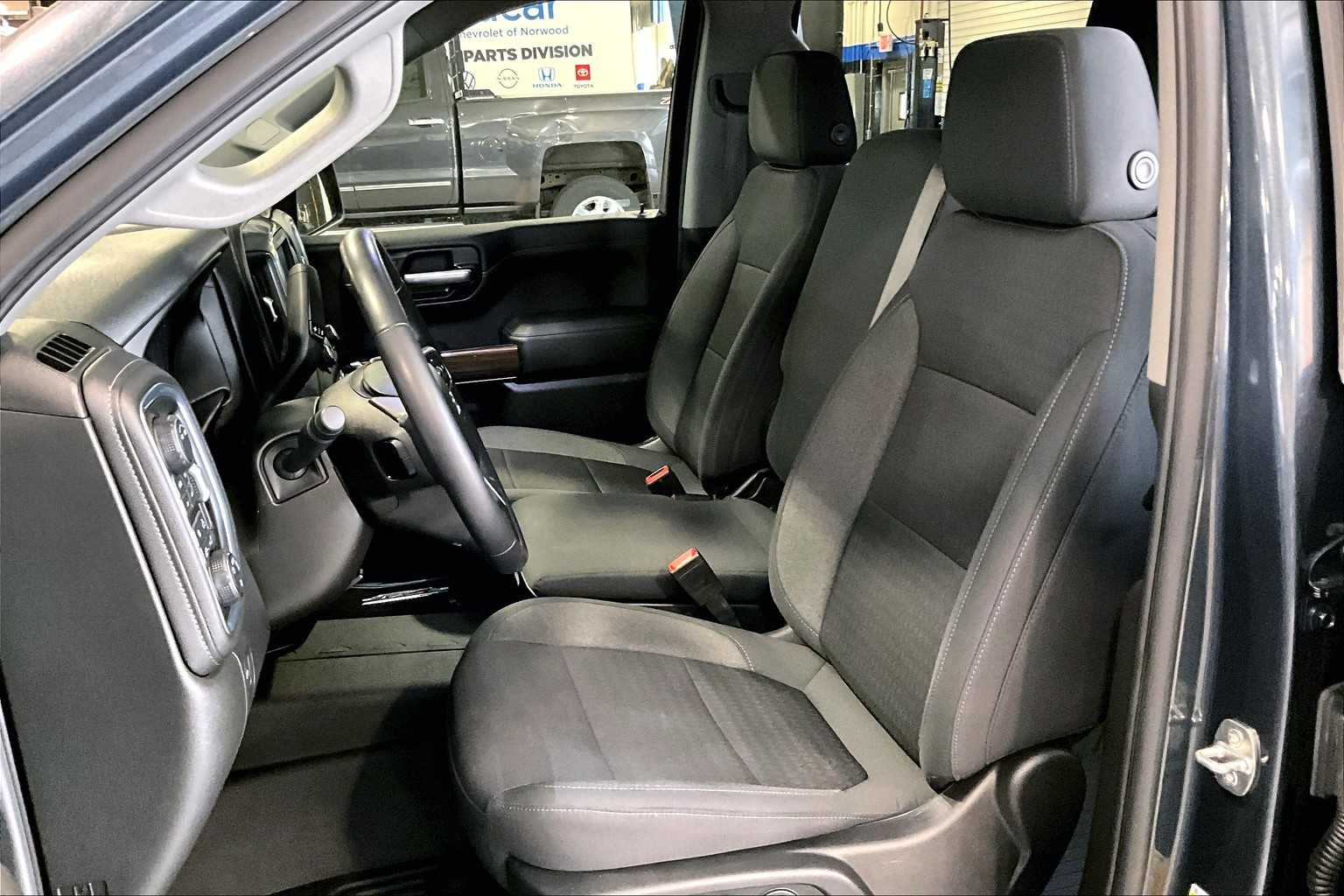 2021 Chevrolet Silverado 1500 RST - Photo 10
