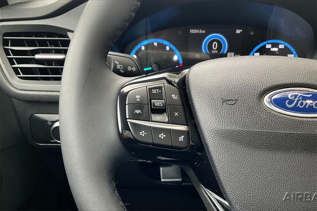 2022 Ford Escape SE - Photo 22