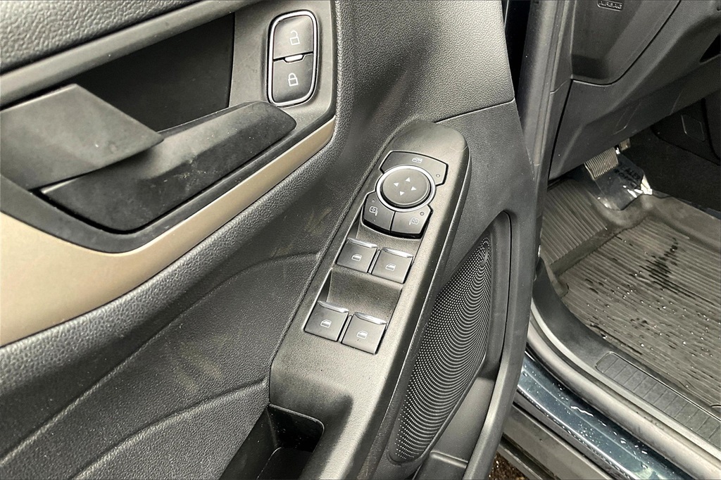 2022 Ford Escape SE - Photo 27