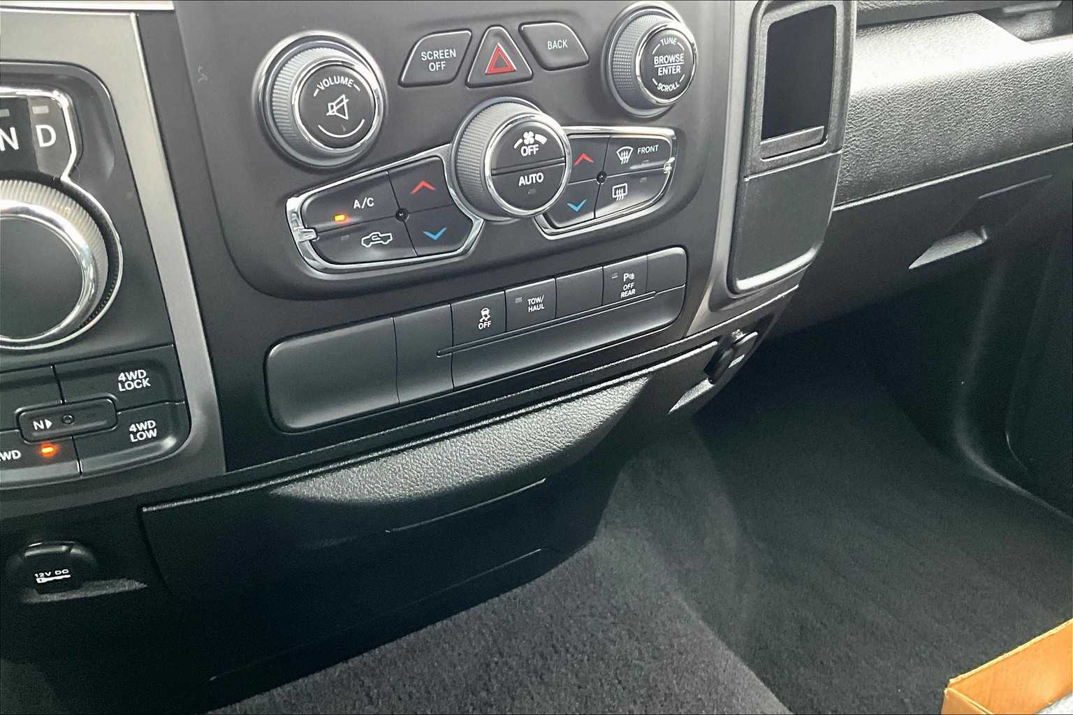 2022 Ram 1500 Classic Warlock - Photo 27