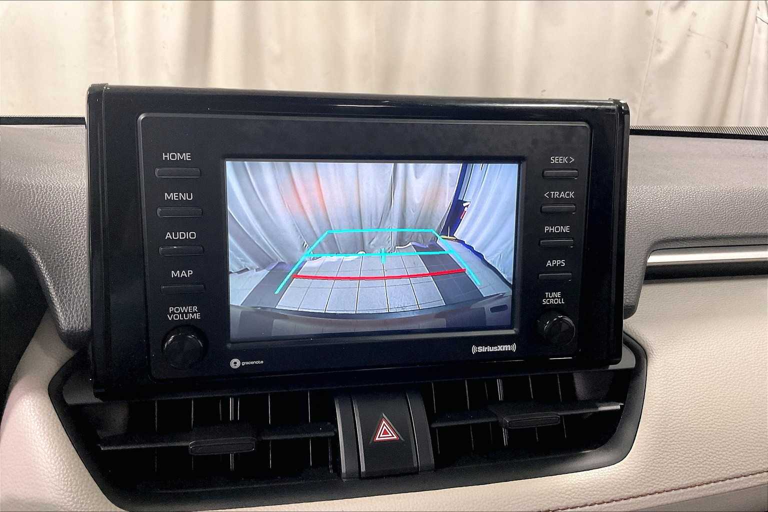 2021 Toyota RAV4 XLE Premium - Photo 19