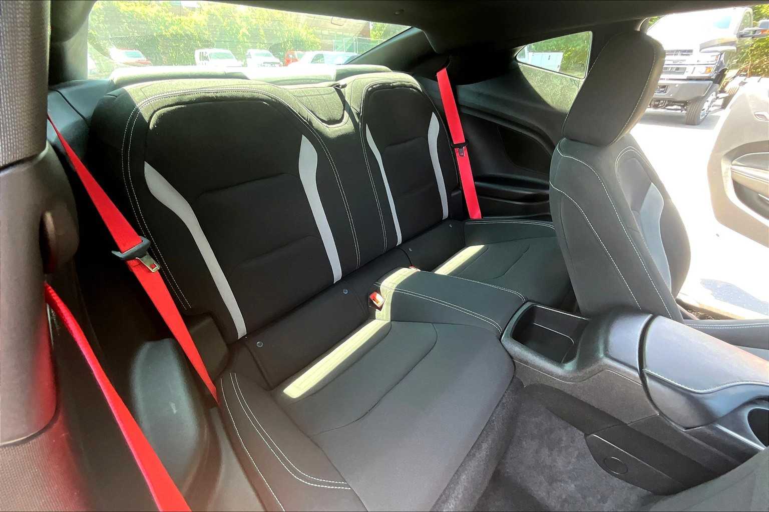 2021 Chevrolet Camaro 1LT - Photo 15