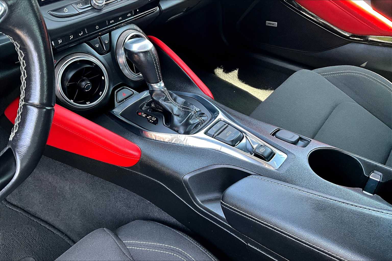 2021 Chevrolet Camaro 1LT - Photo 19