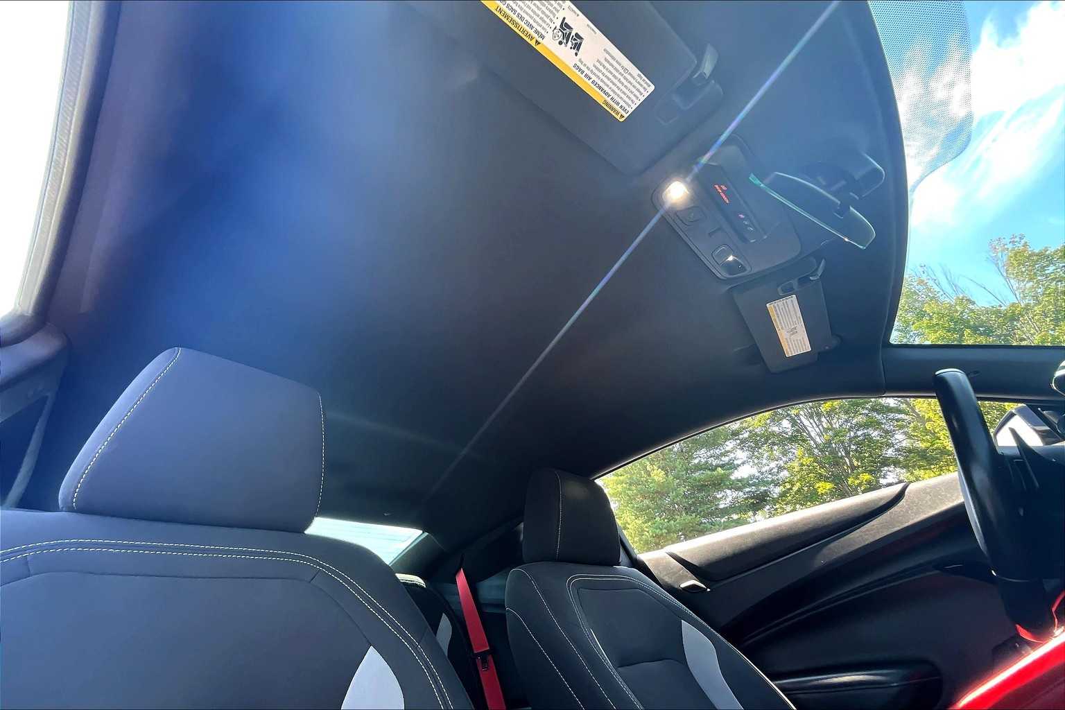 2021 Chevrolet Camaro 1LT - Photo 22