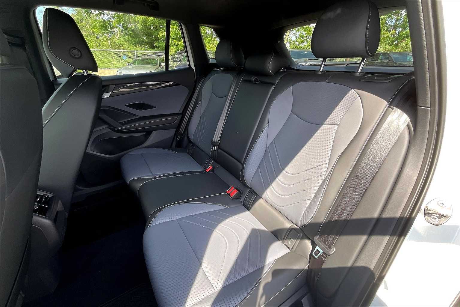 2025 Volkswagen Tiguan SE R-Line Black - Photo 15