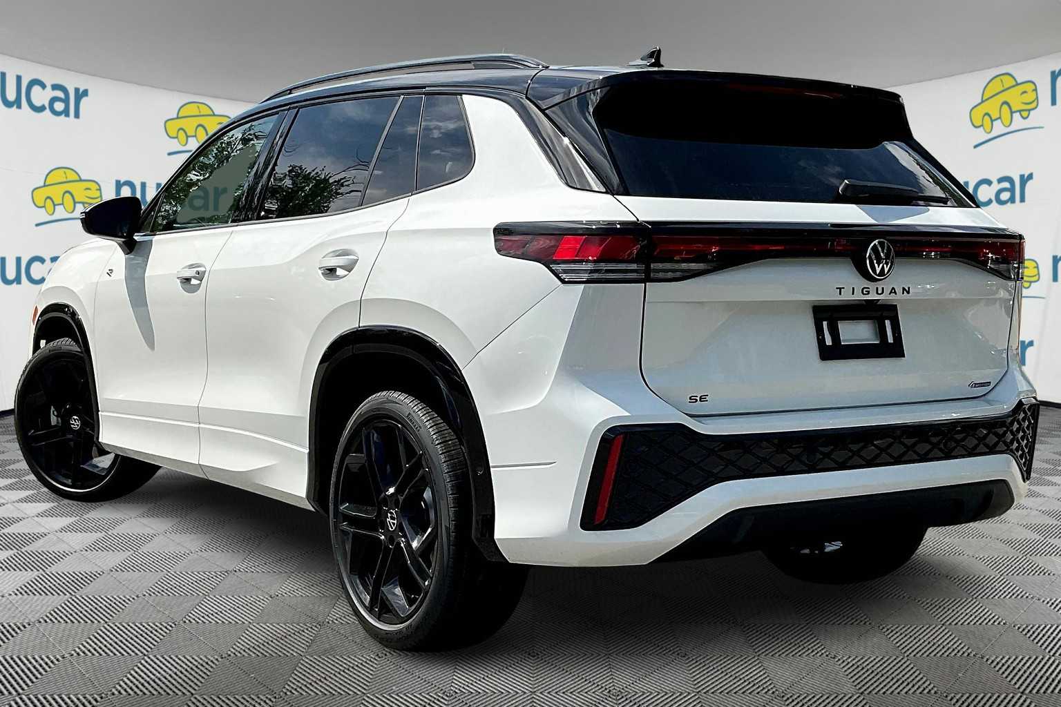 2025 Volkswagen Tiguan SE R-Line Black - Photo 5