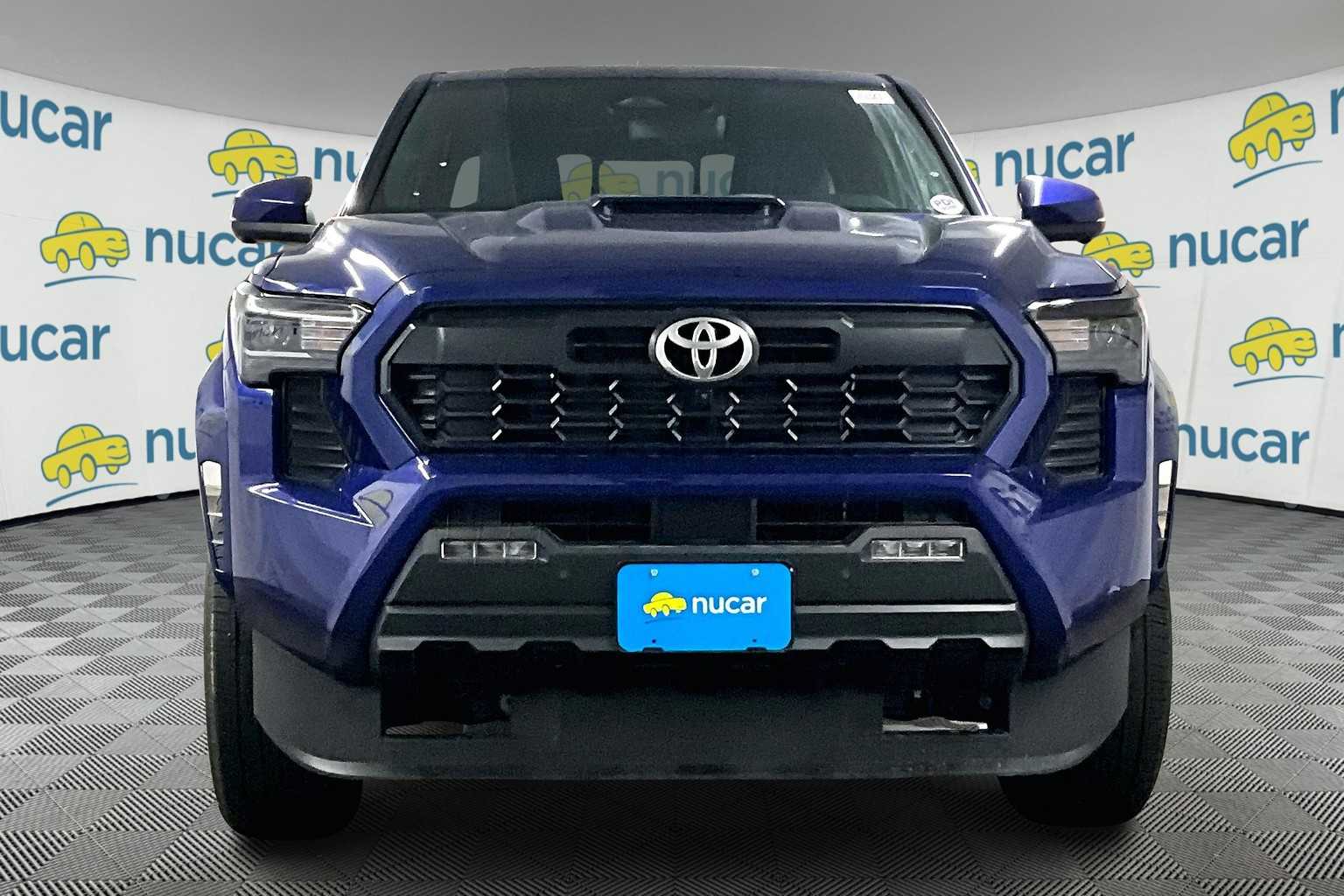 2025 Toyota Tacoma TRD Sport Hybrid - Photo 3