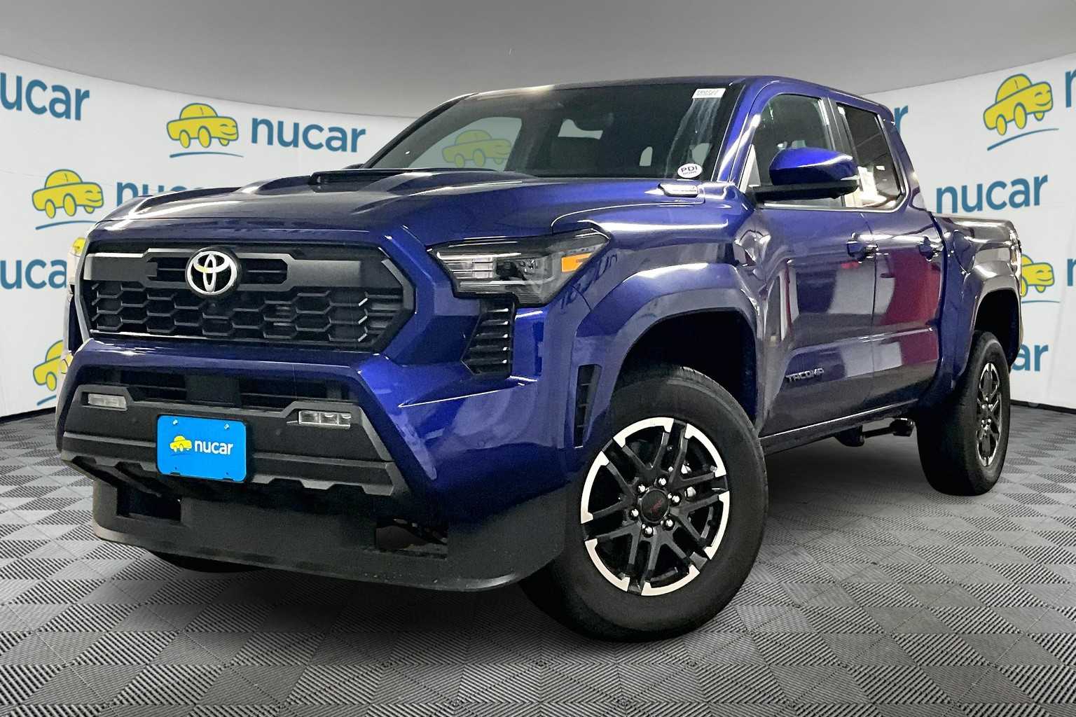 2025 Toyota Tacoma TRD Sport Hybrid - Photo 4