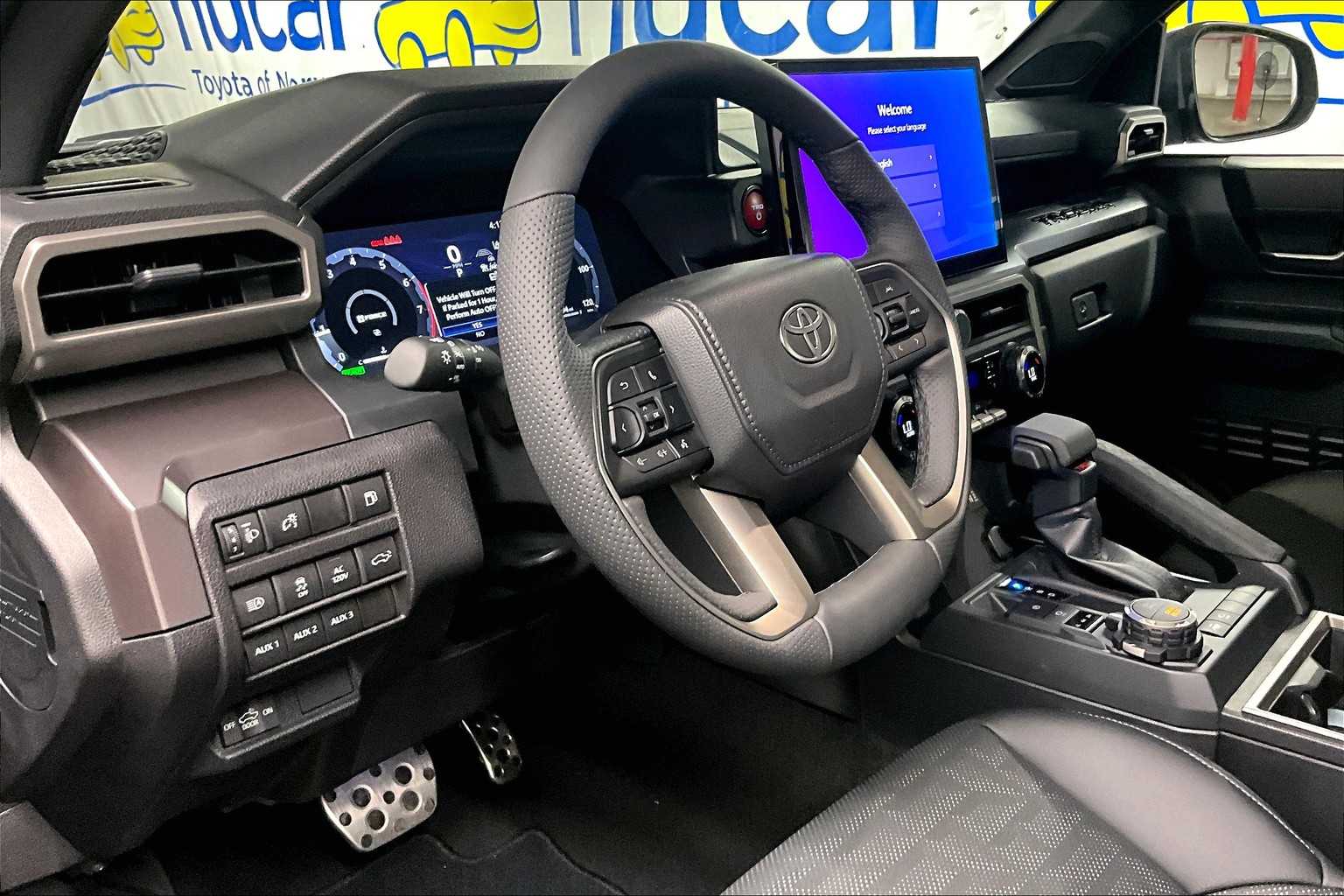 2025 Toyota Tacoma TRD Sport Hybrid - Photo 9