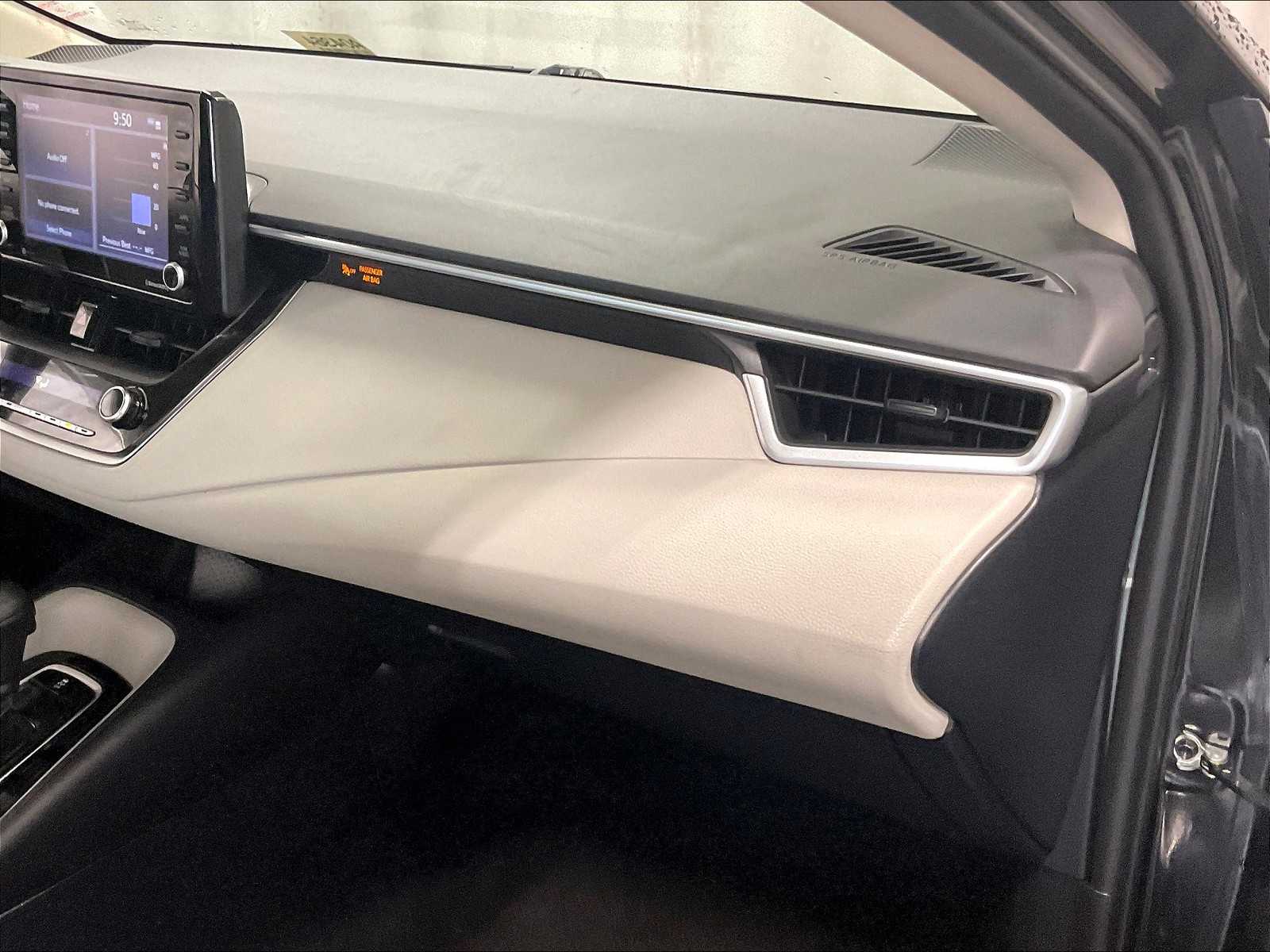 2022 Toyota Corolla LE - Photo 13