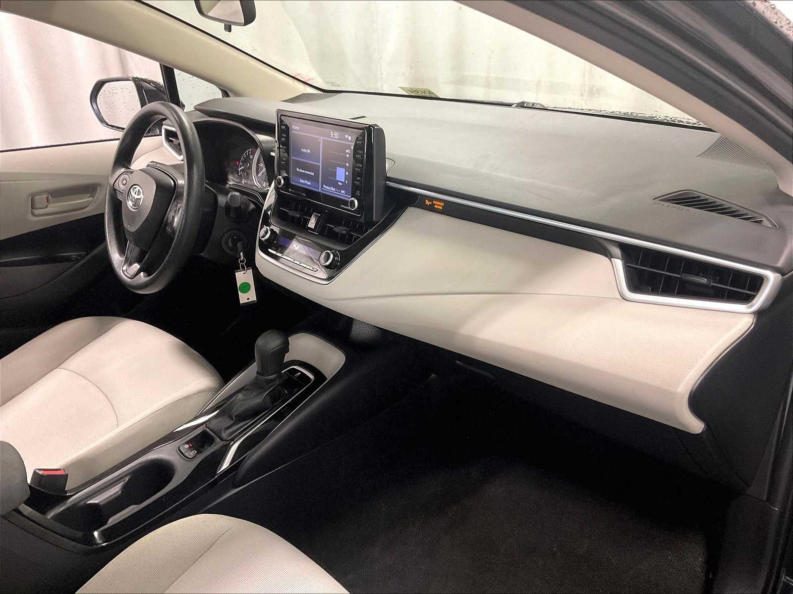 2022 Toyota Corolla LE - Photo 14