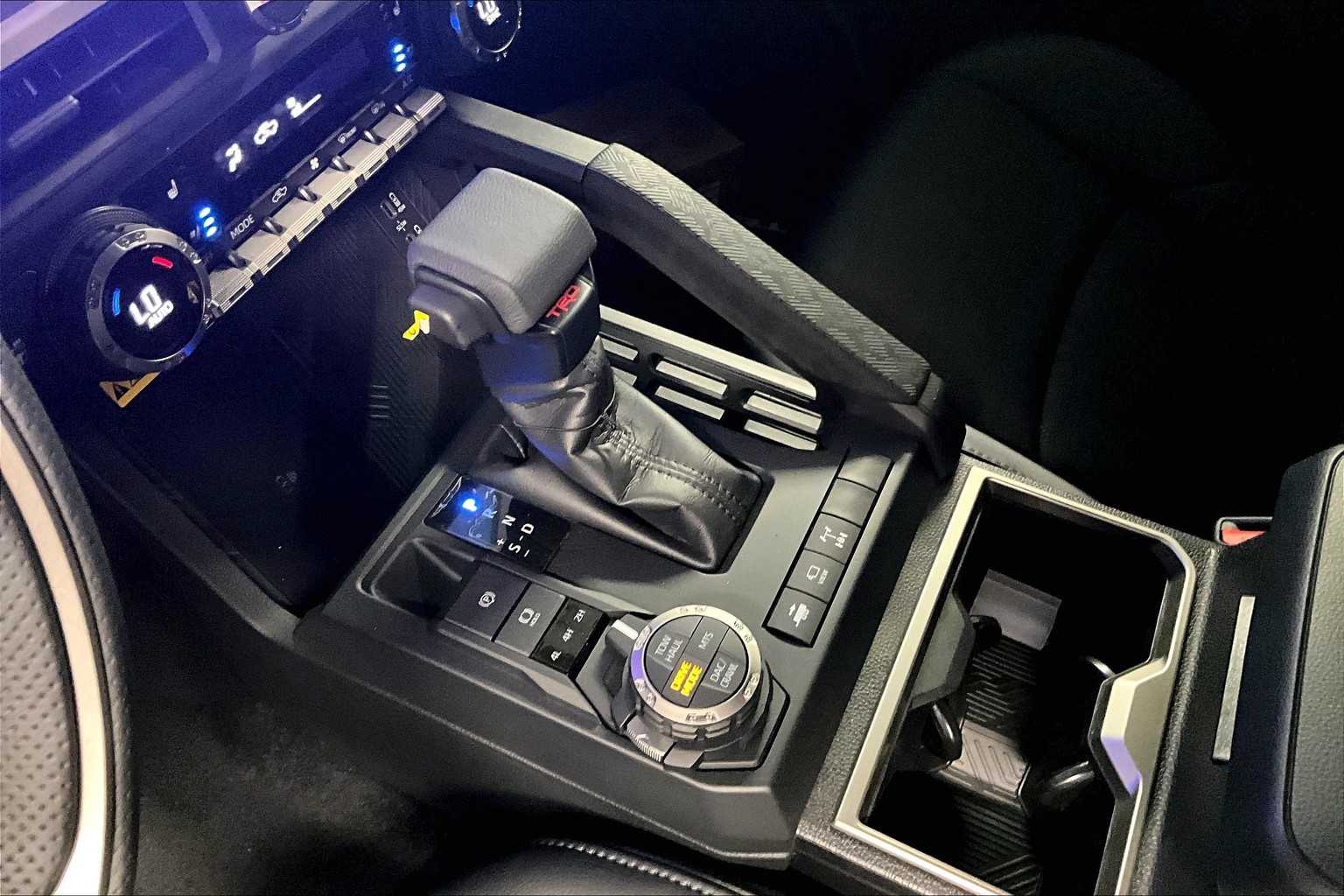 2025 Toyota Tacoma TRD Off Road Hybrid - Photo 14