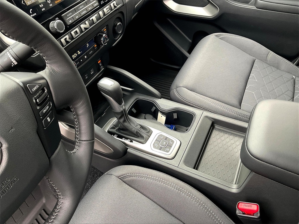 2026 Nissan Frontier SV - Photo 14