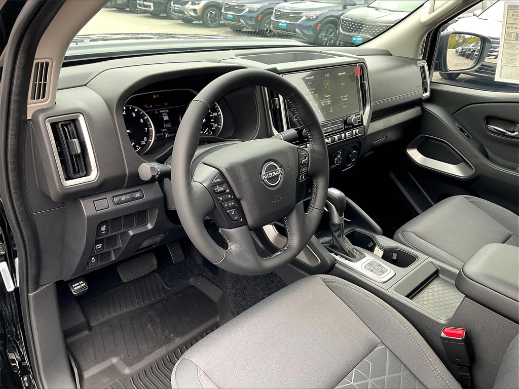 2026 Nissan Frontier SV - Photo 9