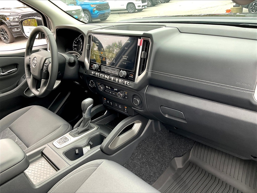 2026 Nissan Frontier SV - Photo 10