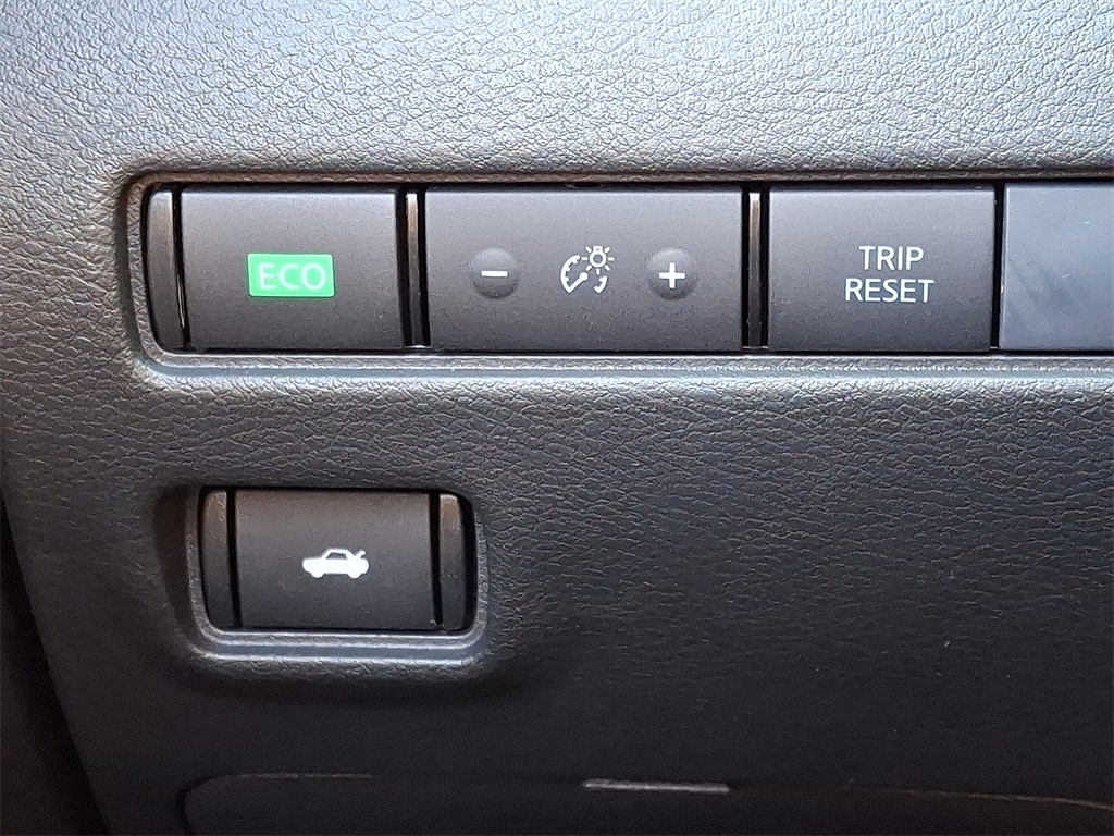 2025 Nissan Sentra SV - Photo 18