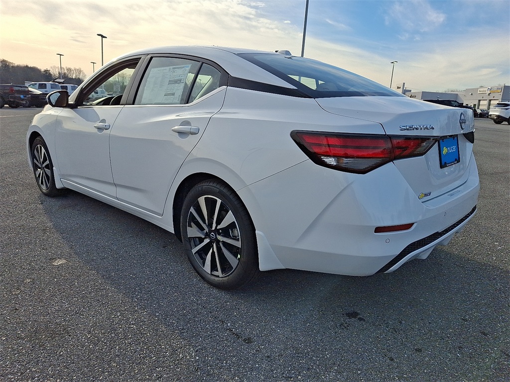 2025 Nissan Sentra SV - Photo 3