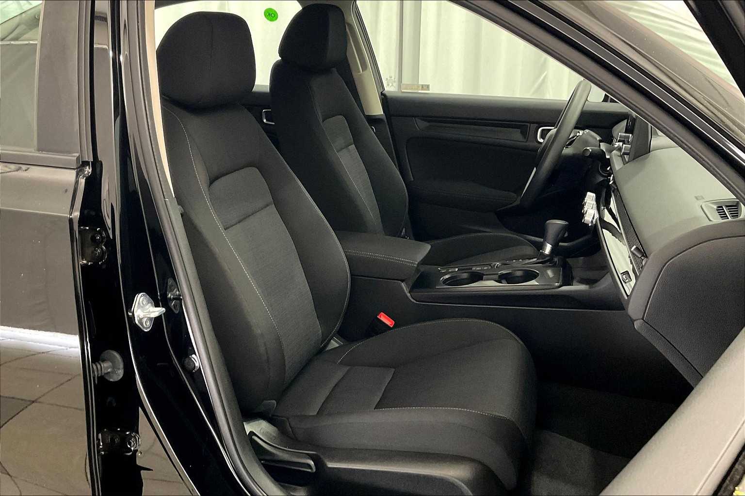 2022 Honda Civic LX - Photo 11