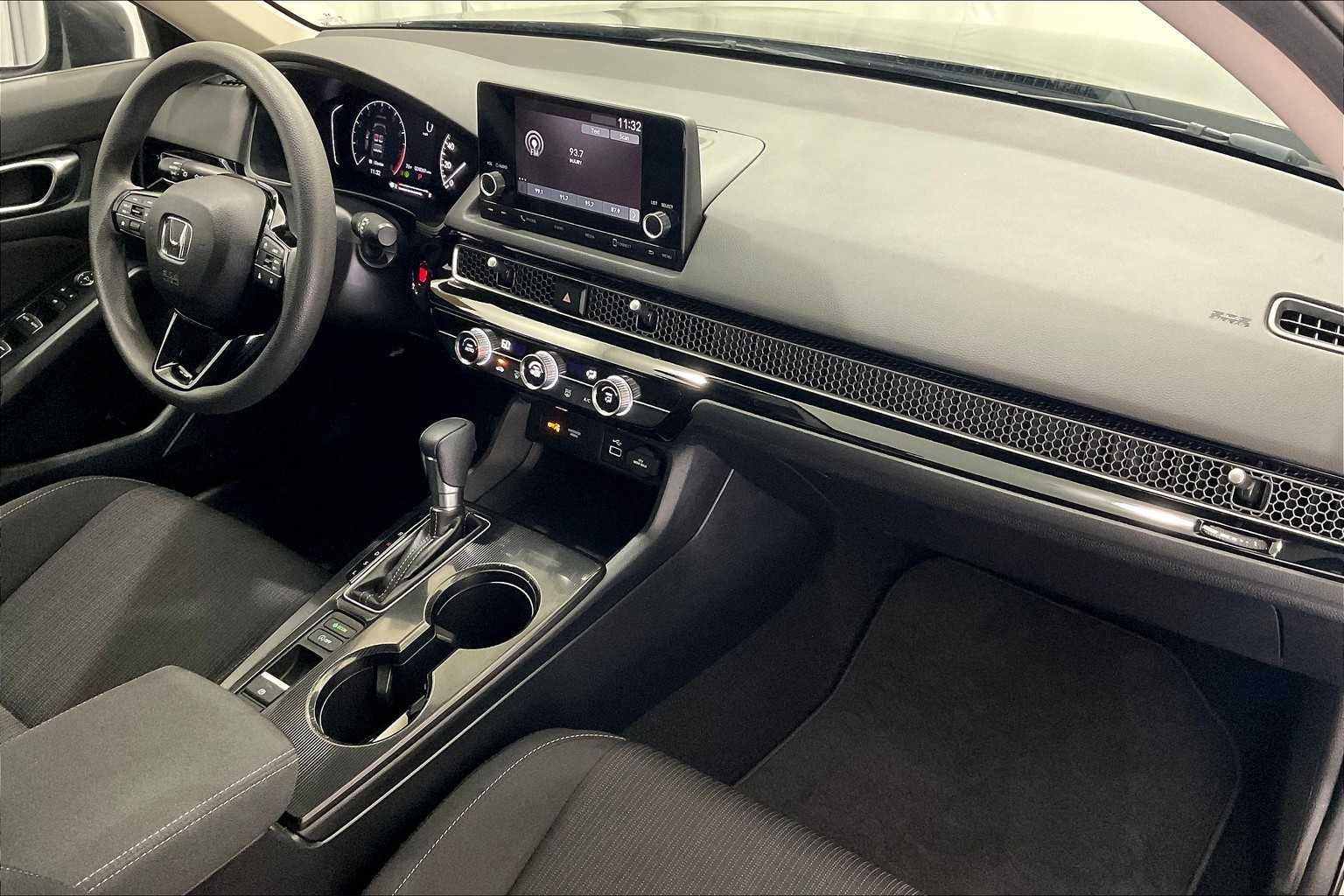 2022 Honda Civic LX - Photo 14