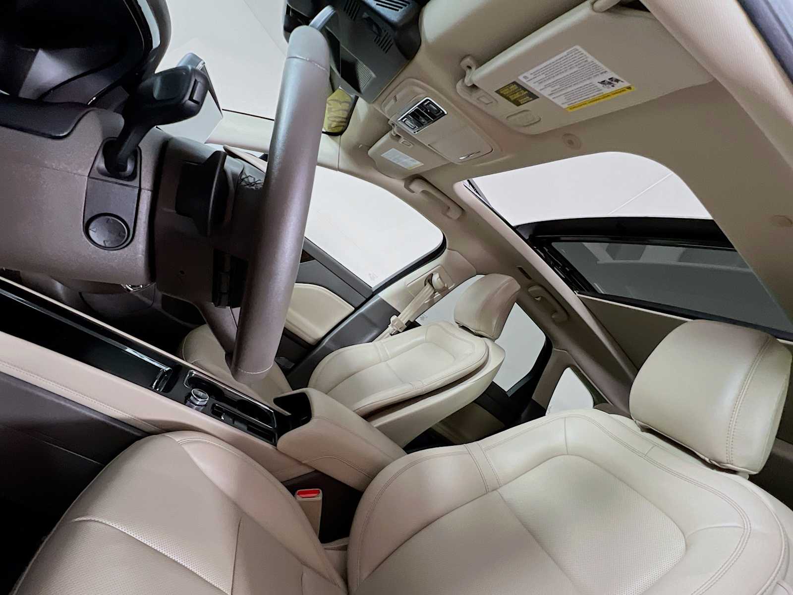 2023 Lincoln Corsair Standard - Photo 22