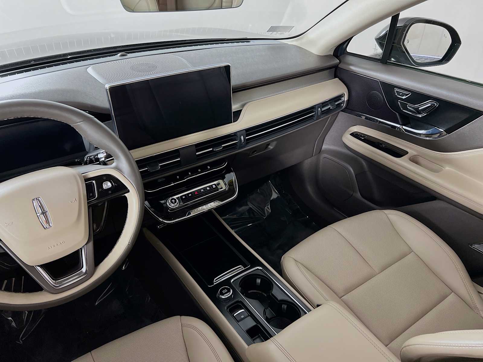 2023 Lincoln Corsair Standard - Photo 24