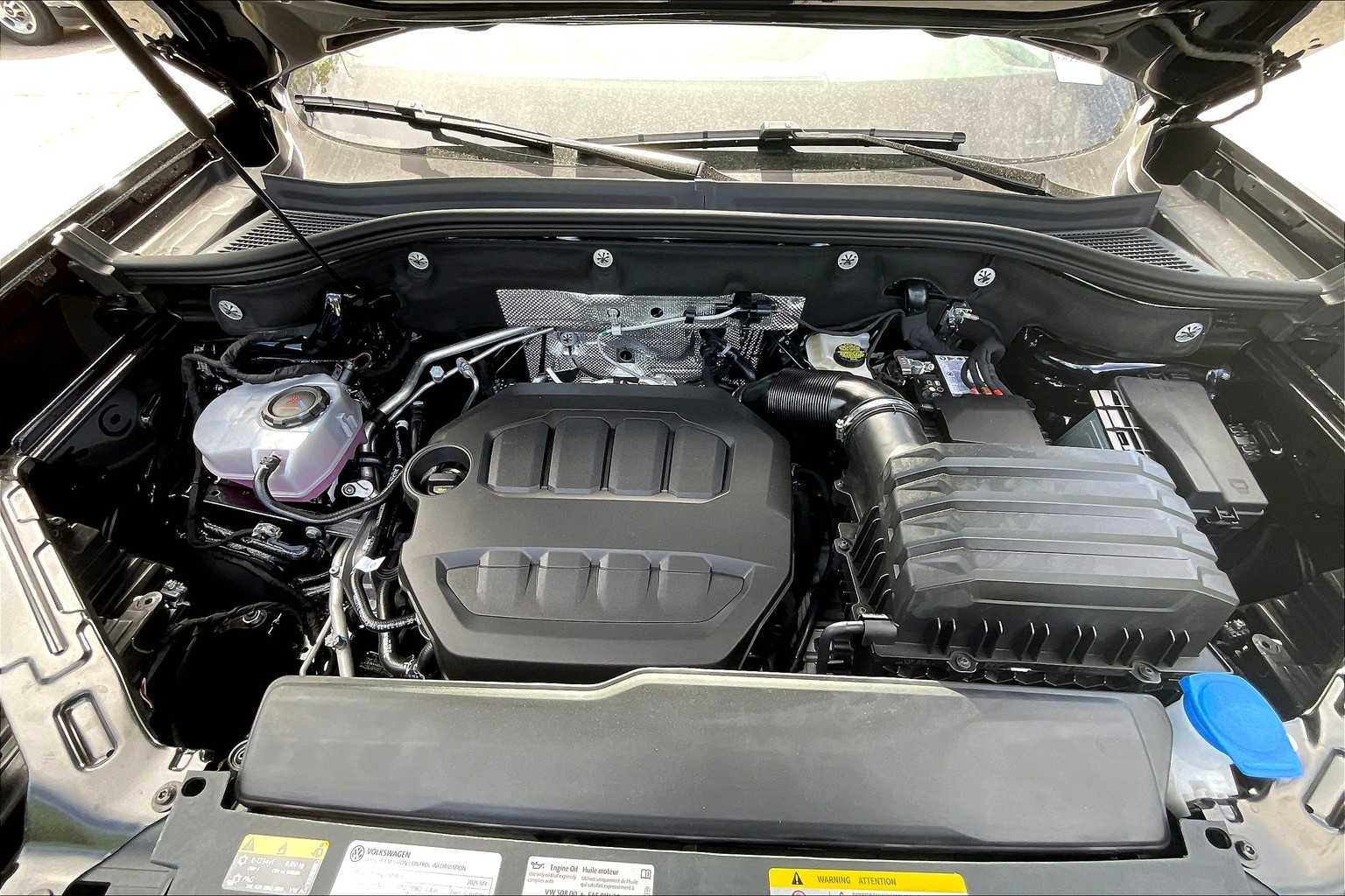 2025 Volkswagen Atlas 2.0T SE w/Technology - Photo 16