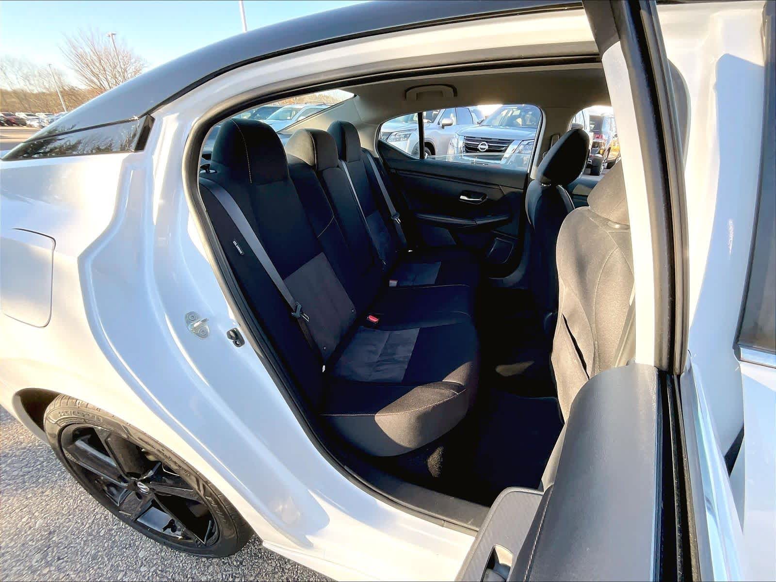 2022 Nissan Sentra SR - Photo 16