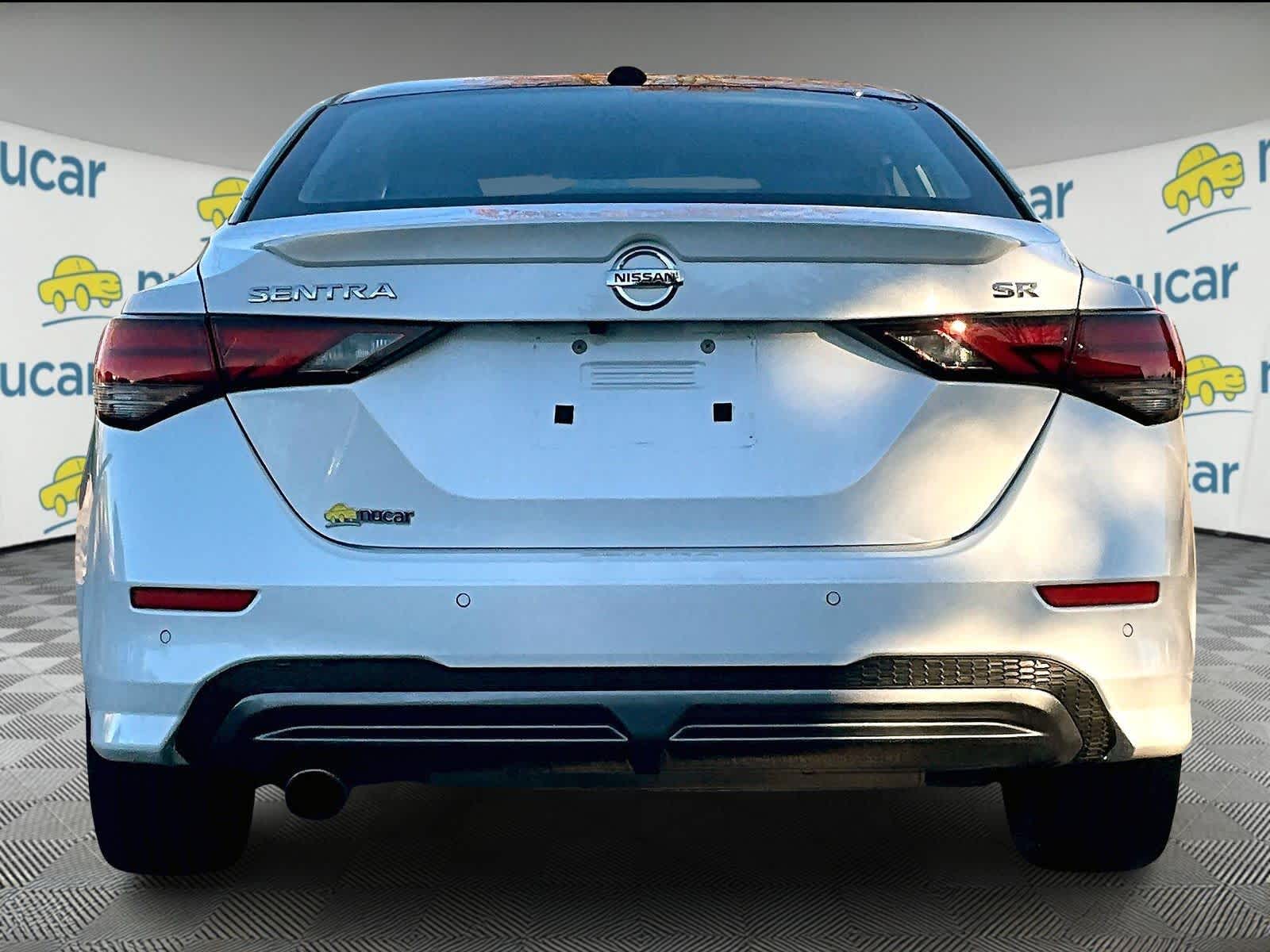 2022 Nissan Sentra SR - Photo 5