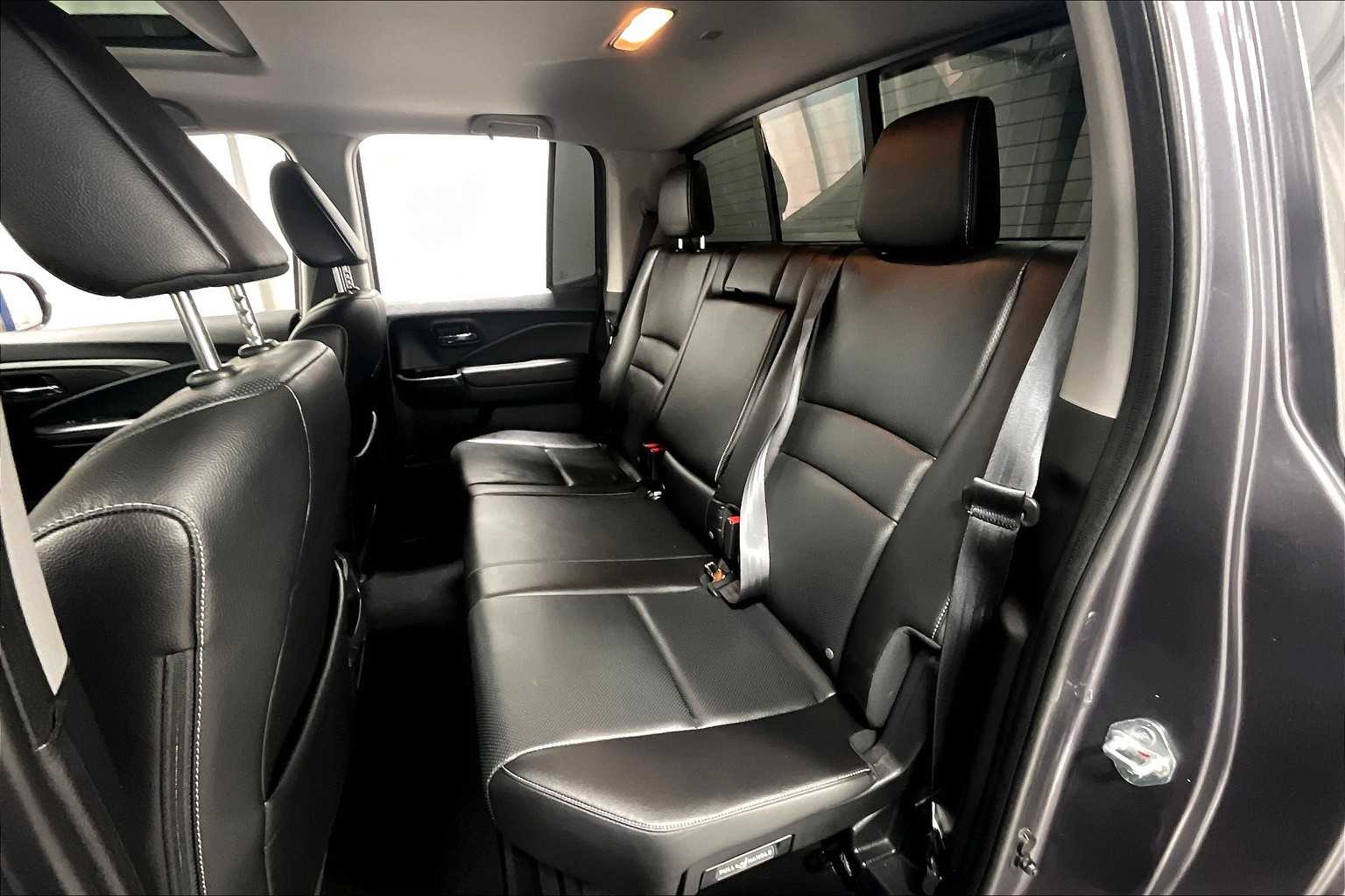 2022 Honda Ridgeline RTL - Photo 15