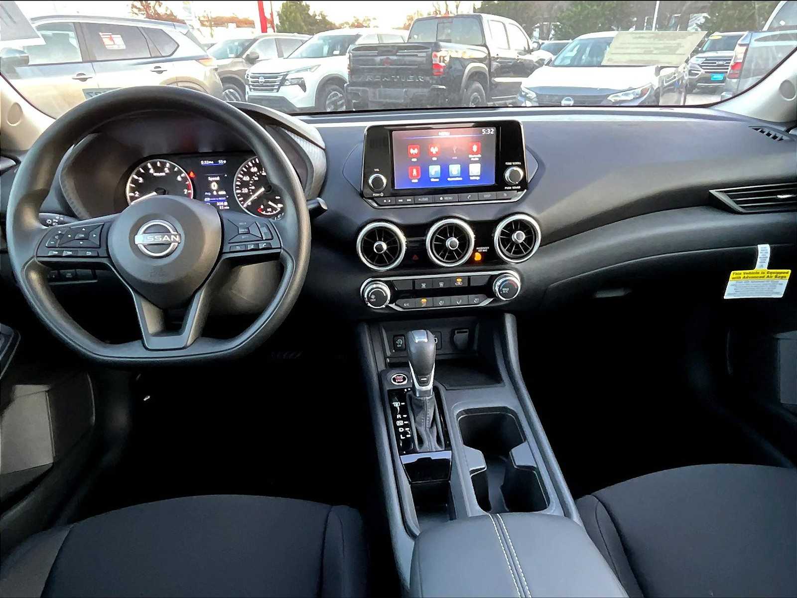2025 Nissan Sentra S - Photo 12