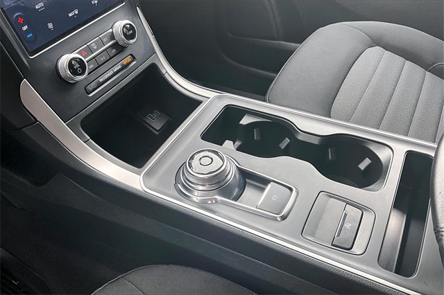 2022 Ford Edge SE - Photo 15