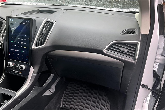 2022 Ford Edge SE - Photo 17