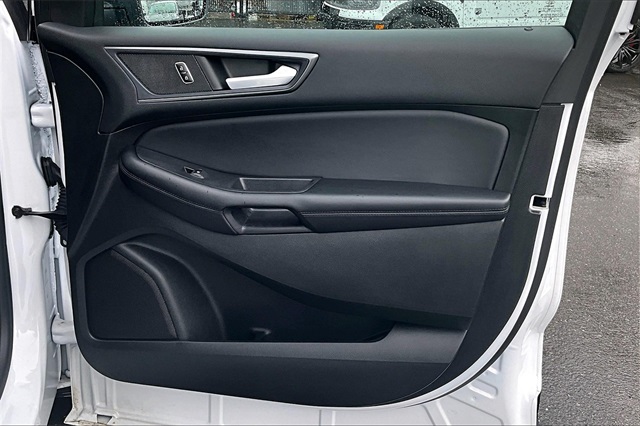 2022 Ford Edge SE - Photo 19